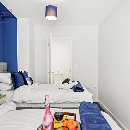 Quality 1 Bed 1 Bath Apartments For Contractors By Redwood Stays Farnborough  Ngoại thất bức ảnh